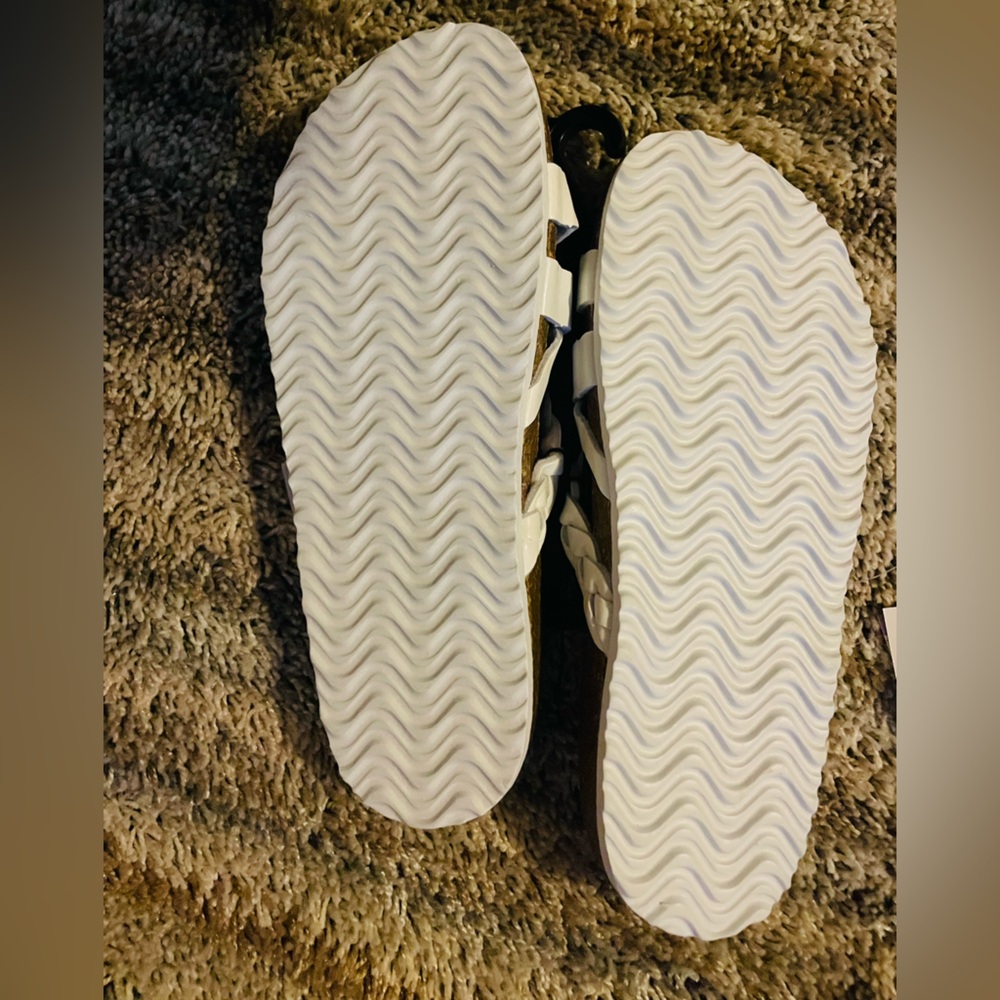NWT Just Be Woman’s White Braided Strap Sandals With Buckle - Picture 4 of 7
